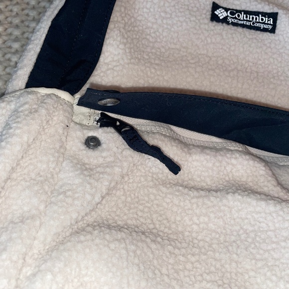 Columbia Unisex Helvetia 14L Backpack - Picture 8 of 11